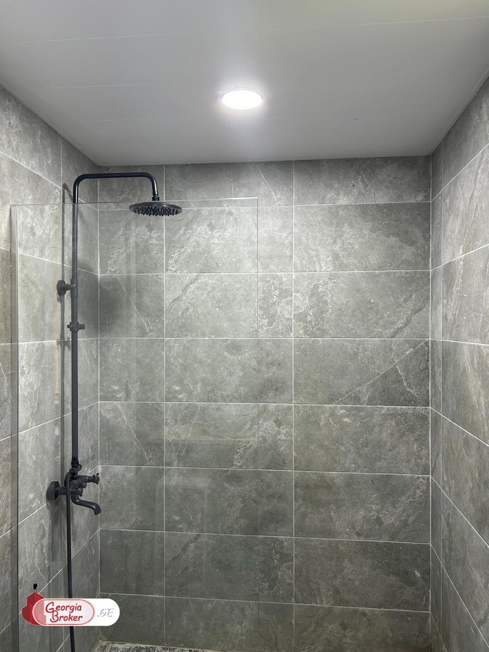 იყიდება ახალი გარემონტებული 5 ოთახიანი სახლი დუშეთის მუნიციპალიტეტში